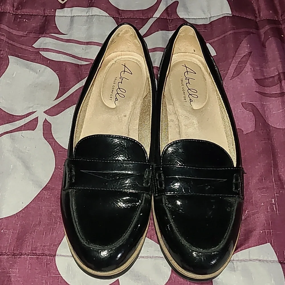 Patent Leather Loafers Size 8 - Picture 1 of 1